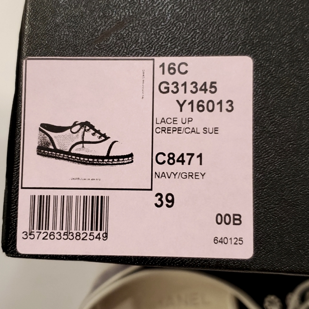 Chanel Interlocking CC Espadrille Lace Up Sneakers, size 39 - Picture 11 of 12